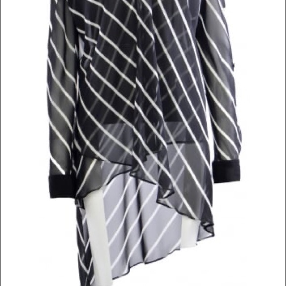 Monochrome chiffon drapé Top - Picture 5 of 6